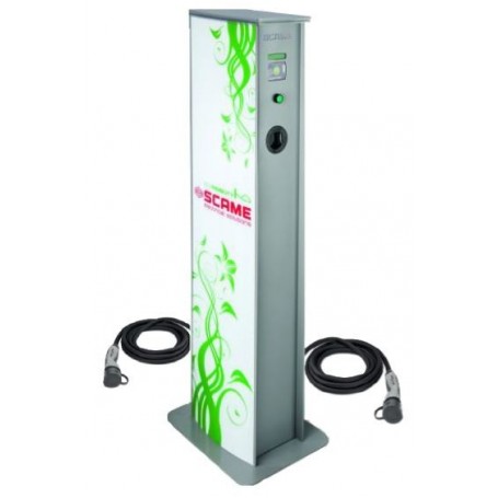 Cargador de poste dual Scame Tipo 2 trifásico 2 x 32 A con cable.
